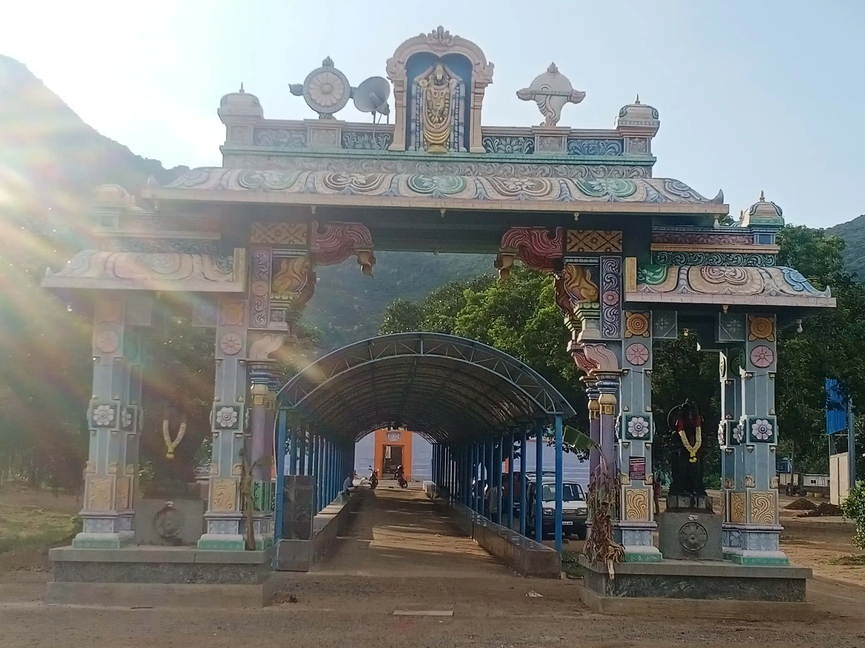 Arulmigu Venkataramanaswamy Temple, Maniyabadi - 636905 அருள்மிகு வெங்கட்ரமண சுவாமி திருக்கோயில், மணியம்பாடி - 636905, Dharmapuri - Ancient Temple Architecture and History Image 3