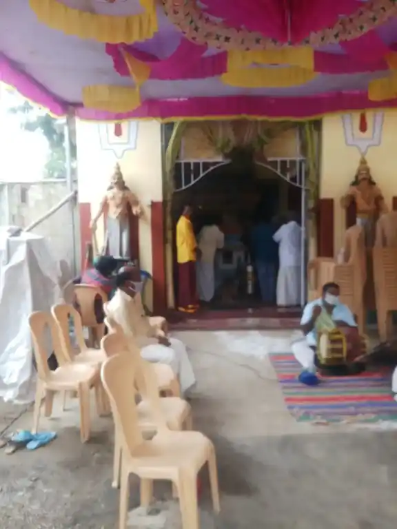 Arulmigu Venkatasa Perumal Temple, West Naduvakarai, Chennai - 600040 அருள்மிகு வெங்கடேசப் பெருமாள் திருக்கோயில், மேற்கு நடுவாங்கரை, சென்னை - 600040, Chennai - Ancient Temple Architecture and History Image 4