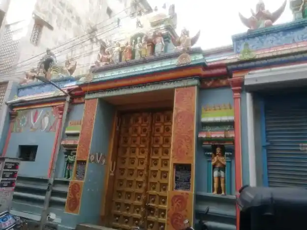 Arulmigu Venkatesa Perumal Temple, Broadway, Chennai - 600001 அருள்மிகு வெங்கடேசப் பெருமாள் திருக்கோயில், பிராட்வே, சென்னை - 600001, Chennai - Ancient Temple Architecture and History Image 2