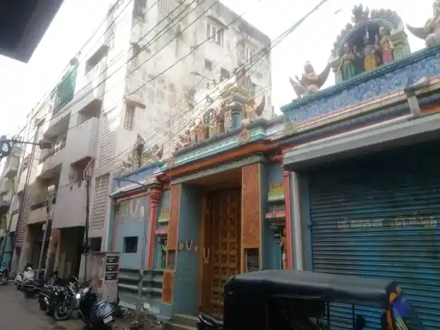 Arulmigu Venkatesa Perumal Temple, Broadway, Chennai - 600001 அருள்மிகு வெங்கடேசப் பெருமாள் திருக்கோயில், பிராட்வே, சென்னை - 600001, Chennai - Ancient Temple Architecture and History Image 5