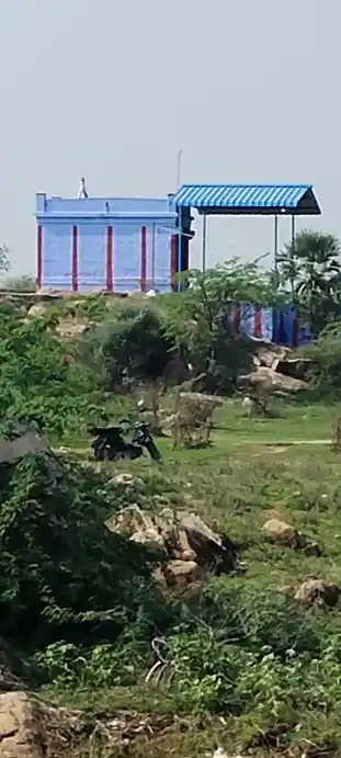 Arulmigu Venkatesa Perumal Temple, Chettikurichi - 628502 அருள்மிகு வெங்கடேசப் பெருமாள் திருக்கோயில், Chettikurichi - 628502, Thoothukudi - Ancient Temple Architecture and History Image 4