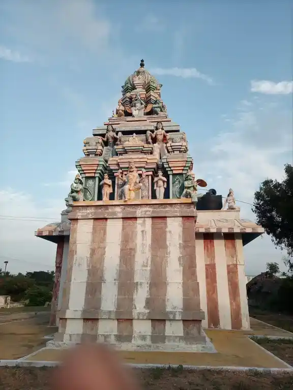 Arulmigu Venkatesa Perumal Temple, Koonavelampatty - 637401 அருள்மிகு வெங்கடேசப் பெருமாள் திருக்கோயில், Koonavelampatty - 637401, Namakkal - Ancient Temple Architecture and History Image 3