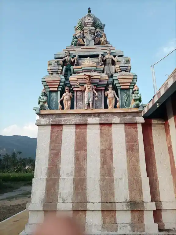 Arulmigu Venkatesa Perumal Temple, Koonavelampatty - 637401 அருள்மிகு வெங்கடேசப் பெருமாள் திருக்கோயில், Koonavelampatty - 637401, Namakkal - Ancient Temple Architecture and History Image 4