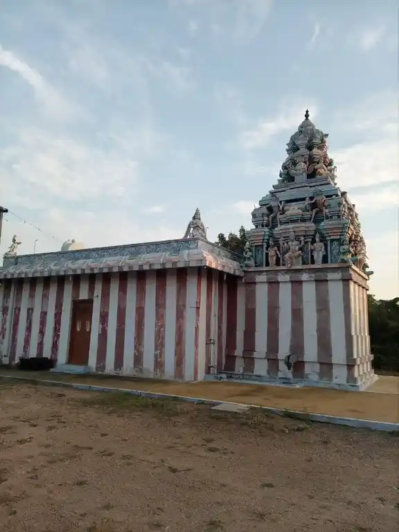 Arulmigu Venkatesa Perumal Temple, Koonavelampatty - 637401 அருள்மிகு வெங்கடேசப் பெருமாள் திருக்கோயில், Koonavelampatty - 637401, Namakkal - Ancient Temple Architecture and History Image 6
