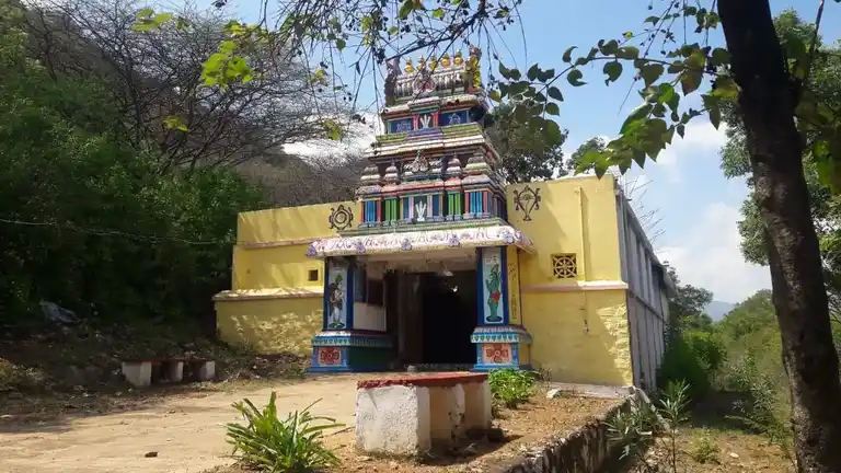 Arulmigu Venkatesaperumal (Or)Kunduperumal Temple, 22, Nanjundapuram - 641107 அருள்மிகு வெங்கடேசபெருமாள் என்கிற குண்டுபெருமாள் திருக்கோயில், 22, Nanjundapuram - 641107, Coimbatore - Ancient Temple Architecture and History Image 2
