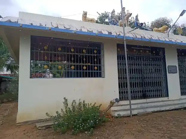 Arulmigu Venkatesaperumal Temple, Arur - 637020 அருள்மிகு வெங்கடேசப்பெருமாள் திருக்கோயில், Arur - 637020, Namakkal - Ancient Temple Architecture and History Image 5