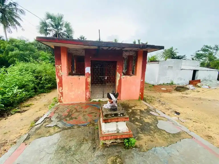 Arulmigu Venkatesaperumal Temple, Centre Of The Village, Kiruthalapuram - 601204 Temple