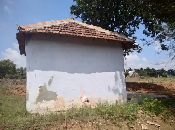 Arulmigu Venkatesaperumal Temple, Kariachettipalayam - 642123 அருள்மிகு வெங்கடேசப்பெருமாள் திருக்கோயில், காரியச்செட்டிபாளையம் - 642123, Coimbatore - Ancient Temple Architecture and History Image 2