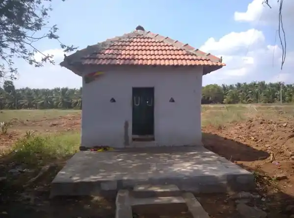 Arulmigu Venkatesaperumal Temple, Kariachettipalayam - 642123 அருள்மிகு வெங்கடேசப்பெருமாள் திருக்கோயில், காரியச்செட்டிபாளையம் - 642123, Coimbatore - Ancient Temple Architecture and History Image 3