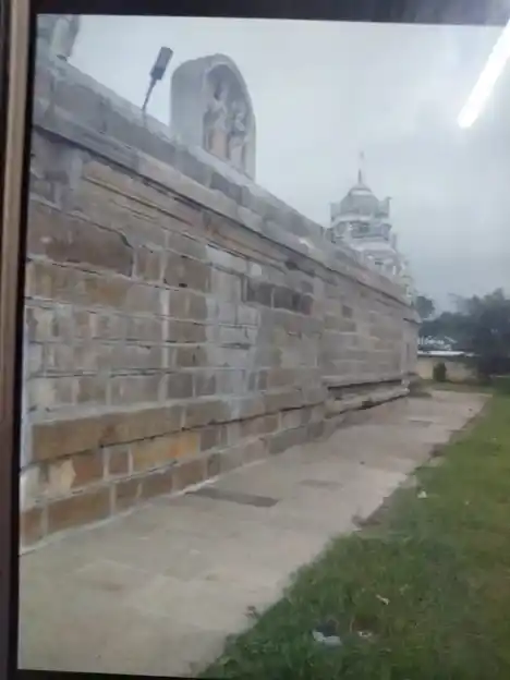 Arulmigu Venkatesaperumal Temple, Manapparai, Manakundram - 621306 Temple