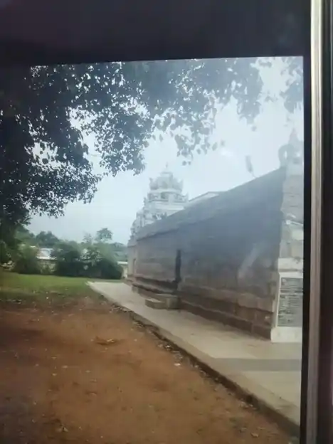 Arulmigu Venkatesaperumal Temple, Manapparai, Manakundram - 621306 அருள்மிகு வெங்கடேசப்பெருமாள் திருக்கோயில், மணப்பாறை, மனக்குன்றம் - 621306, Thiruchirappalli - Ancient Temple Architecture and History Image 2