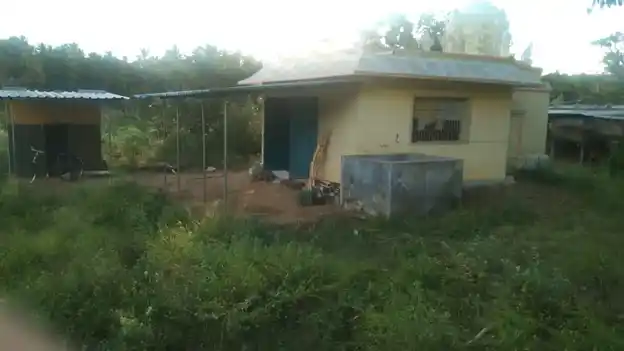 Arulmigu Venkatesaperumal Temple, Medukampalli - 635120 அருள்மிகு வெங்கடேசப் பெருமாள் திருக்கோயில், மேடுகம்பள்ளி - 635120, Krishnagiri - Ancient Temple Architecture and History Image 2