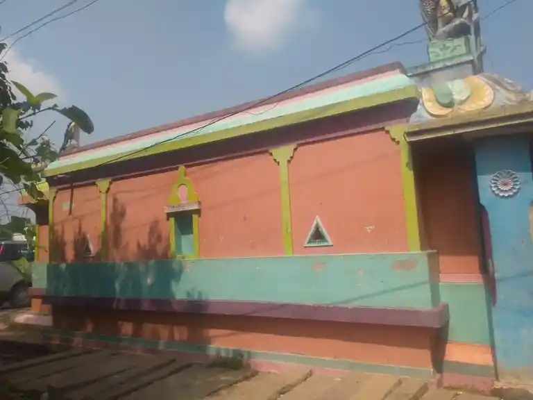 Arulmigu Venkatesaperumal Temple, Near Street, Egumadurai - 601201 அருள்மிகு வெங்கடேசப்பெருமாள் திருக்கோயில், Near Street, Egumadurai - 601201, Tiruvallur - Ancient Temple Architecture and History Image 2