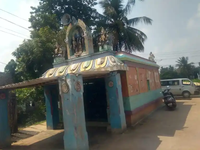 Arulmigu Venkatesaperumal Temple, Near Street, Egumadurai - 601201 அருள்மிகு வெங்கடேசப்பெருமாள் திருக்கோயில், Near Street, Egumadurai - 601201, Tiruvallur - Ancient Temple Architecture and History Image 4