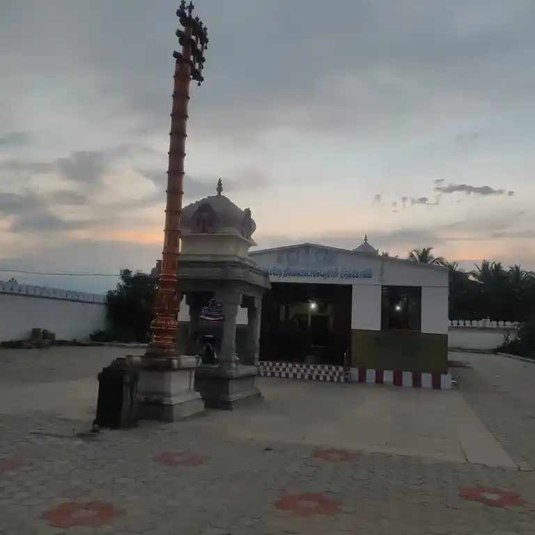 Arulmigu Venkatesaperumal Temple, Parameswarampalayam, Parmeshwaranpalayam - 642123 அருள்மிகு வெங்கடேசப்பெருமாள் திருக்கோயில், பரமேஸ்வரம்பாளையம், Parmeshwaranpalayam - 642123, Coimbatore - Ancient Temple Architecture and History Image 2