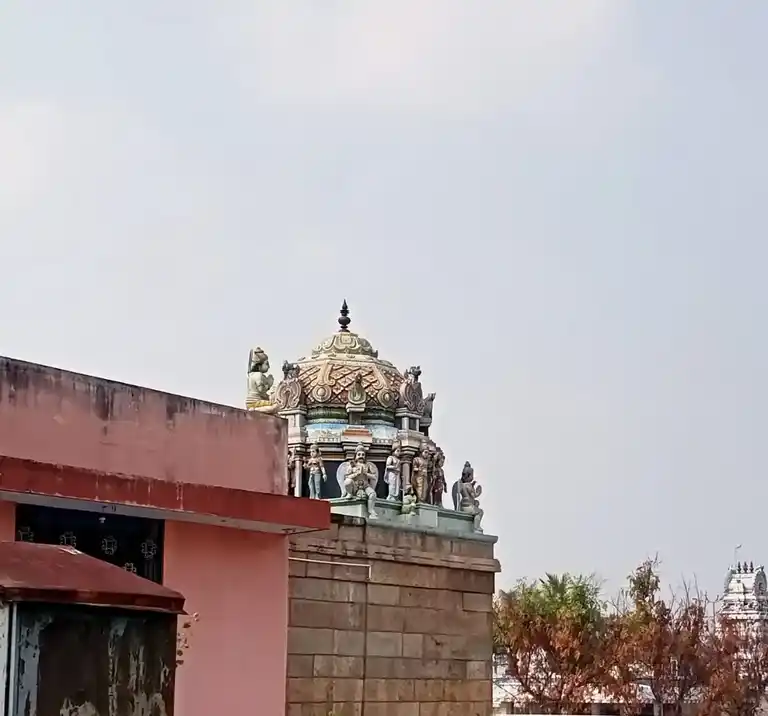 Arulmigu Venkatesaperumal Temple, Sarkar Konthalam - 637208 அருள்மிகு வெங்கடேசப்பெருமாள் திருக்கோயில், Sarkar Konthalam - 637208, Namakkal - Ancient Temple Architecture and History Image 3
