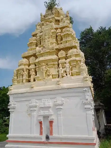 Arulmigu Venkateshwaraswamy Temple, Bommahalli - 635111 அருள்மிகு வெங்கடேஸ்வரசாமி திருக்கோயில், Bommahalli - 635111, Dharmapuri - Ancient Temple Architecture and History Image 3