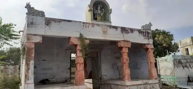 Arulmigu Venkatramanaswamy Temple, Punjaikalakuruchi - 639201 அருள்மிகு  வெங்கட்ரமணசுவாமி திருக்கோயில், Punjaikalakuruchi - 639201, Karur - Ancient Temple Architecture and History Image 4