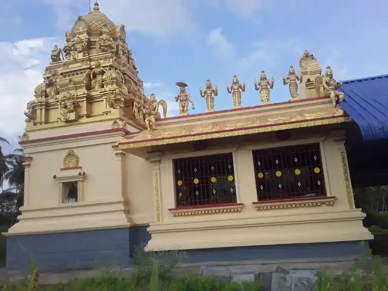 Arulmigu Venkatramanaswamy Temple, Santhur - 635206 அருள்மிகு வெங்கட்ரமணசுவாமி திருக்கோயில், சந்துர் - 635206, Krishnagiri - Ancient Temple Architecture and History Image 2