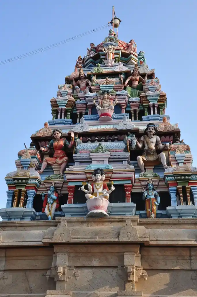 Arulmigu Venketesaperumal Temple, Manjakkampatti, Dharapuram - 638106 அருள்மிகு வெங்கடேசப்பெருமாள் திருக்கோயில், மஞ்சக்கம்பட்டி, கொமாரபாளையம் கிராமம், Dharapuram - 638106, Tiruppur - Ancient Temple Architecture and History Image 3