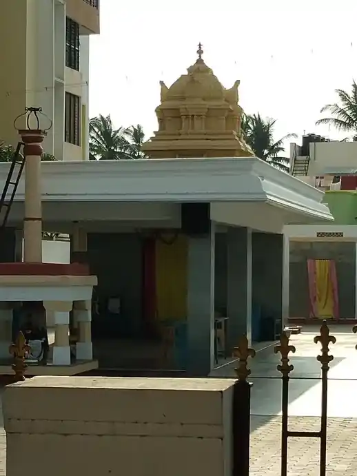 Arulmigu Venkramanasami Temple, Maniyakaranpalyam - 641006 அருள்மிகு வெங்கட்ரமணசுவாமி திருக்கோயில், Maniyakaranpalyam - 641006, Coimbatore - Ancient Temple Architecture and History Image 2