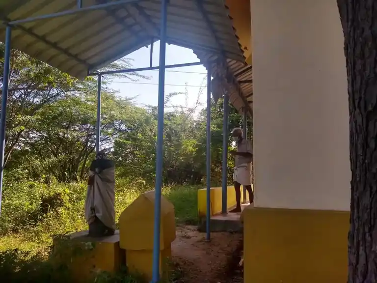 Arulmigu Venkulam Sastha Endra Vennaperumal Temple, Akkarai, Suchindrum - 629704 அருள்மிகு வெங்குளம் சாஸ்தா என்ற வெண்ணபெருமாள் திருக்கோயில், Akkarai, Suchindrum - 629704, Kanyakumari - Ancient Temple Architecture and History Image 3