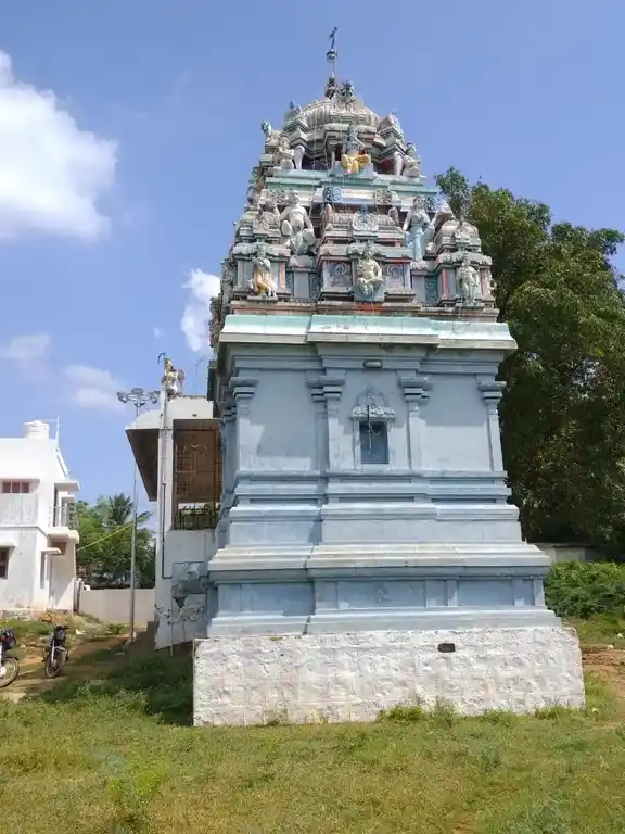 Arulmigu Vennai Unda Nathar Perumal Vagayara Temple, Vinnamangalam - 613402 அருள்மிகு வெண்ணையுண்ட பெருமாள் திருக்கோயில், Vinnamangalam - 613402, Thanjavur - Ancient Temple Architecture and History Image 4