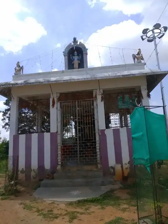 Arulmigu Vennai Unda Nathar Perumal Vagayara Temple, Vinnamangalam - 613402 அருள்மிகு வெண்ணையுண்ட பெருமாள் திருக்கோயில், Vinnamangalam - 613402, Thanjavur - Ancient Temple Architecture and History Image 6