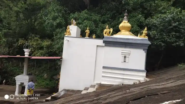 Arulmigu Vennav Venkatesa Perumal Temple, Vadivelampalayam - 642203 அருள்மிகு வெண்ணவ்வெங்கடேச பெருமாள் திருக்கோயில், Vadivelampalayam - 642203, Coimbatore - Ancient Temple Architecture and History Image 3