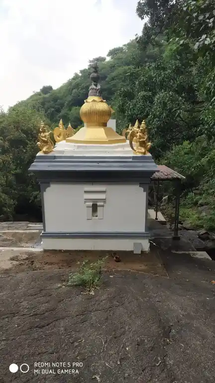 Arulmigu Vennav Venkatesa Perumal Temple, Vadivelampalayam - 642203 அருள்மிகு வெண்ணவ்வெங்கடேச பெருமாள் திருக்கோயில், Vadivelampalayam - 642203, Coimbatore - Ancient Temple Architecture and History Image 5