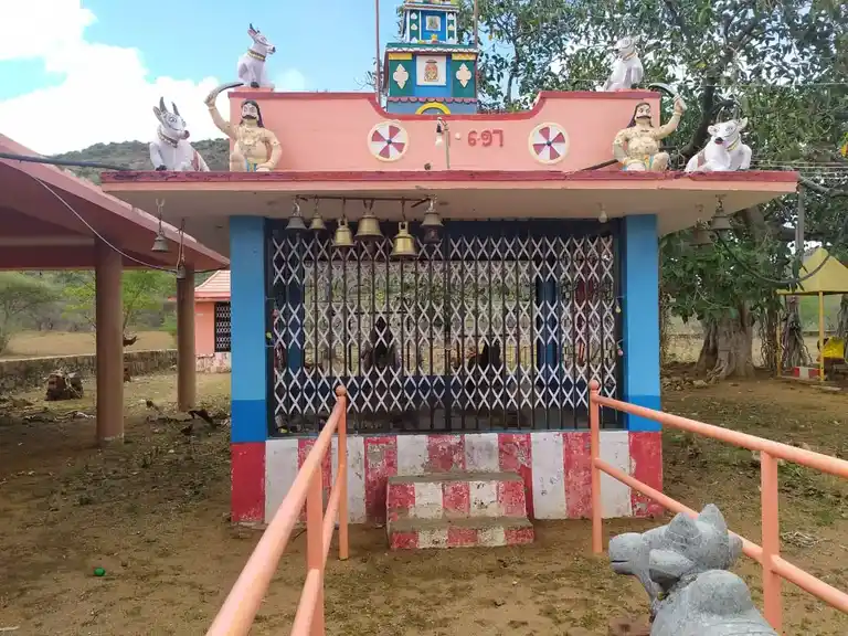 Arulmigu Venniudayar Sastha Temple, Village Outside, Patadaikatti - 627151