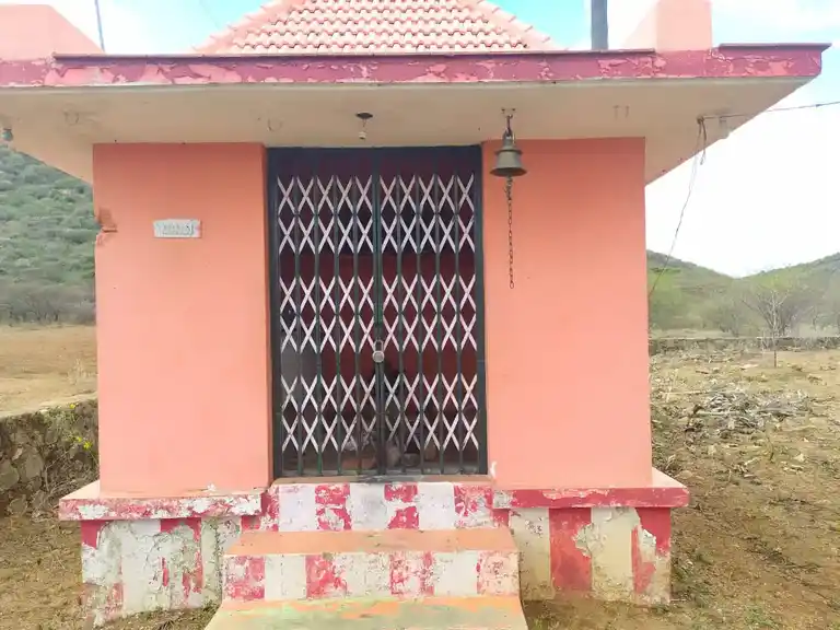 Arulmigu Venniudayar Sastha Temple, Village Outside, Patadaikatti - 627151 அருள்மிகு வெண்ணிஉடையார் திருக்கோயில், Village Outside, Patadaikatti - 627151, Tenkasi - Ancient Temple Architecture and History Image 4