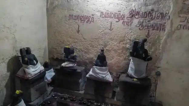 Arulmigu Venu Kopala Perumal Temple, Parthipanur - 623608 Arulmigu Venu Kopala Perumal Temple, Parthipanur - 623608, Ramanathapuram - Ancient Temple Architecture and History Image 5