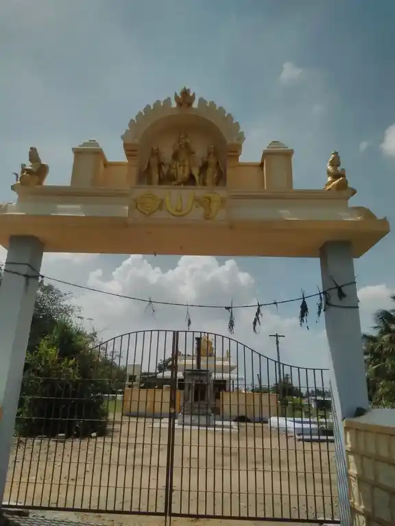 Arulmigu Venugobala Swamy Temple, Selakkarichal - 641658 அருள்மிகு வேணுகோபால கிருஷ்ணசாமி திருக்கோயில், Selakkarichal - 641658, Coimbatore - Ancient Temple Architecture and History Image 2