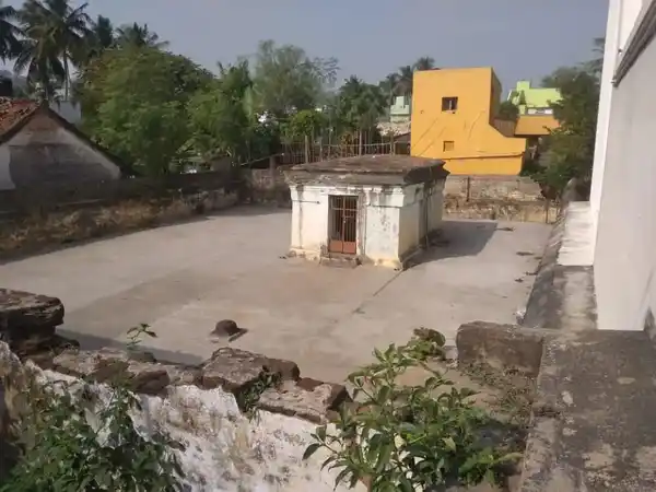 Arulmigu Venugopal Swami Temple, Arunkundram - 632509 அருள்மிகு வேணுகோபாலசுவாமி திருக்கோயில், அருங்குன்றம் - 632509, Ranipet - Ancient Temple Architecture and History Image 3