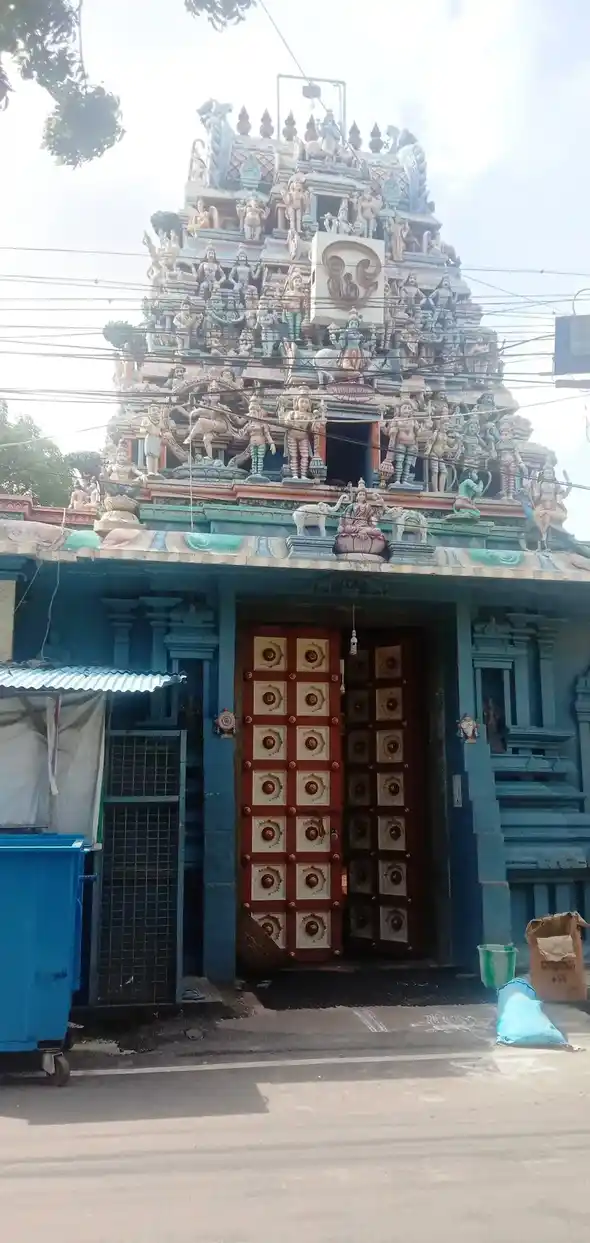 Arulmigu Venugopala Swamy Temple, Gopalaburam, Chennai - 600086 அருள்மிகு வேணுகோபால சுவாமி திருக்கோயில், கணேஷ் தெரு, சென்னை - 600086, Chennai - Ancient Temple Architecture and History Image 2