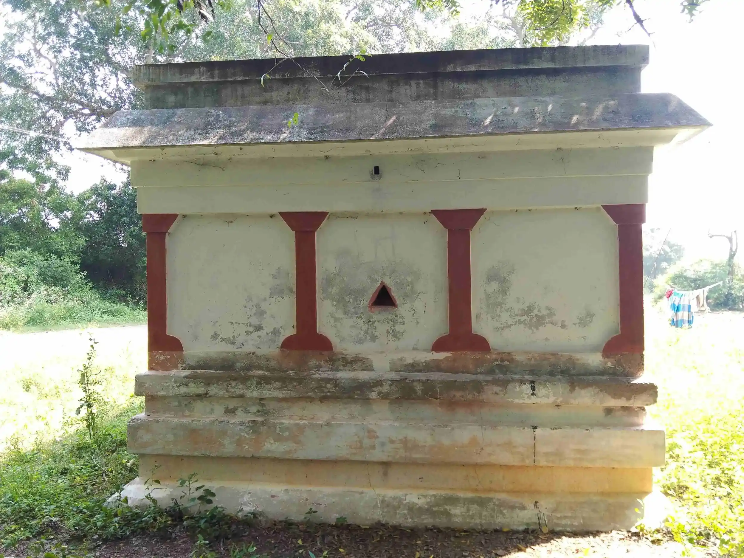 Arulmigu Venugopala Swamy Temple, Kadugupatu - 603312 அருள்மிகு வேணுகோபாலசுவாமி திருக்கோயில், கடுகுப்பட்டு - 603312, Chengalpattu - Ancient Temple Architecture and History Image 2