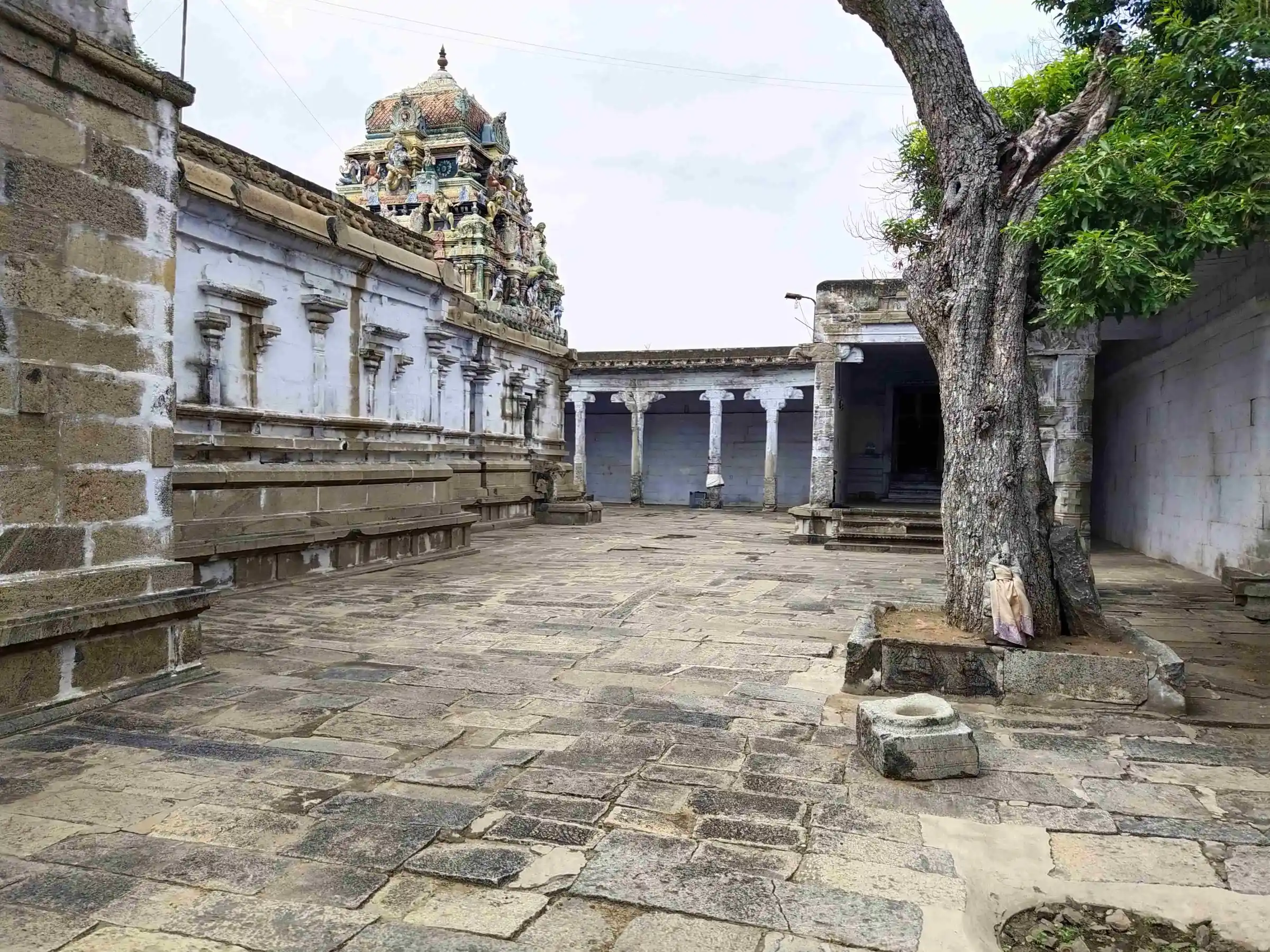 Arulmigu Venugopala Swamy Temple, Palakarai, Thuraiyur - 621010