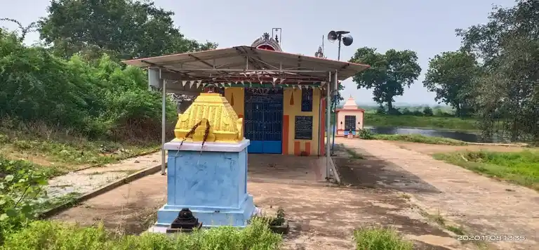 Arulmigu Venugopala Swamy Temple, Perinjambakkam - 602105 அருள்மிகு வேணுகோபாலசுவாமி திருக்கோயில், Perinjambakkam - 602105, Kancheepuram - Ancient Temple Architecture and History Image 4