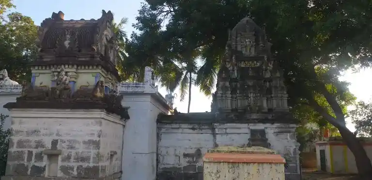 Arulmigu Venugopalasamy And Kozhundeeswarar Temple, Kodanagar - 604407 அருள்மிகு வேணுகோபால சுவாமி மற்றும் கொழுந்தீஸ்வரர் திருக்கோயில், Kodanagar - 604407, Tiruvannamalai - Ancient Temple Architecture and History Image 6