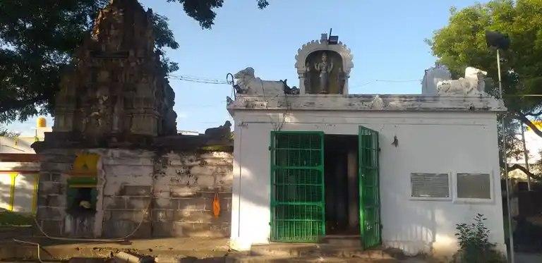 Arulmigu Venugopalasamy And Kozhundeeswarar Temple, Kodanagar - 604407 அருள்மிகு வேணுகோபால சுவாமி மற்றும் கொழுந்தீஸ்வரர் திருக்கோயில், Kodanagar - 604407, Tiruvannamalai - Ancient Temple Architecture and History Image 8