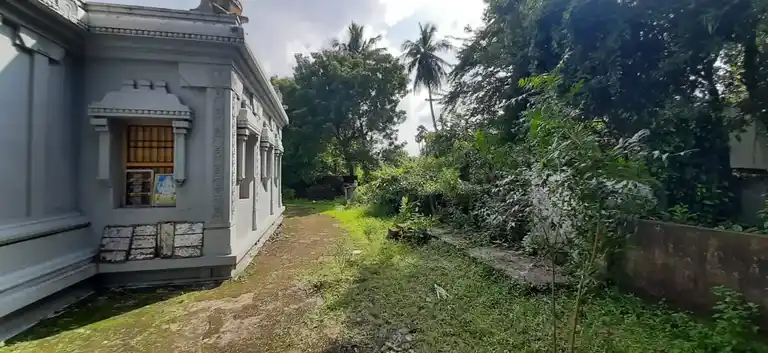 Arulmigu Venugopalasamy Madam, Centre Of The Village, Gnayiru - 601204 Temple