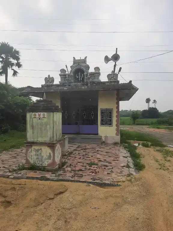 Arulmigu Venugopalasamy, Perumal Temple, Centre Of The Village, Thirunilai - 601204 அருள்மிகு வேணுகோபாலசுவாமி என்கிற பெருமாள் திருக்கோயில், Centre Of The Village, Thirunilai - 601204, Tiruvallur - Ancient Temple Architecture and History Image 4