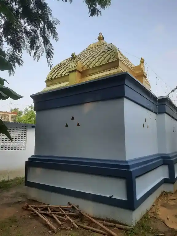 Arulmigu Venugopalasamy Temple, Centre Of The Village, Orakkadu - 600067 Arulmigu Venugopalasamy Temple, Centre Of The Village, Orakkadu - 600067, Tiruvallur - Ancient Temple Architecture and History Image 3