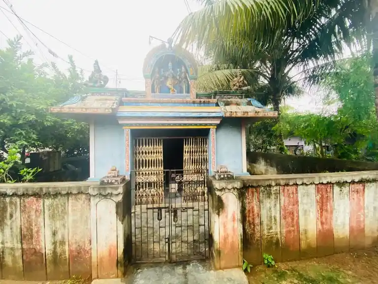 Arulmigu Venugopalasamy Temple, Inside The Village, Kannambakkam - 602025