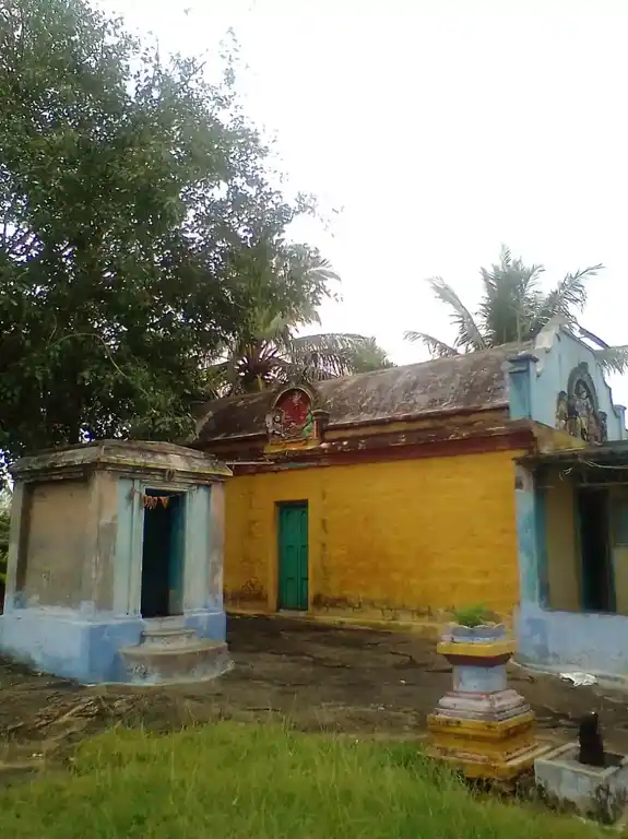 Arulmigu Venugopalasamy Temple, Kottur - 642114 அருள்மிகு வேணுகோபாலசாமி திருக்கோயில், கோட்டூர் - 642114, Coimbatore - Ancient Temple Architecture and History Image 2