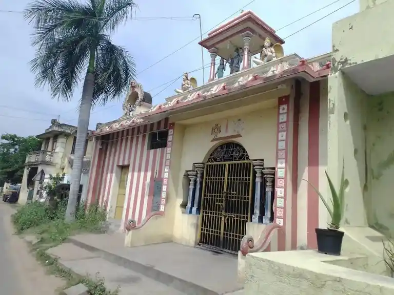 Arulmigu Venugopalasamy Temple, Lingarettipalayampanruti, Panruti - 607106 அருள்மிகு வேணுகோபாலசாமி திருக்கோயில், Lingarettipalayampanruti, Panruti - 607106, Cuddalore - Ancient Temple Architecture and History Image 2
