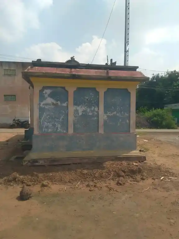 Arulmigu Venugopalasamy Temple, Near Street, Pudurajakandigai - 601201