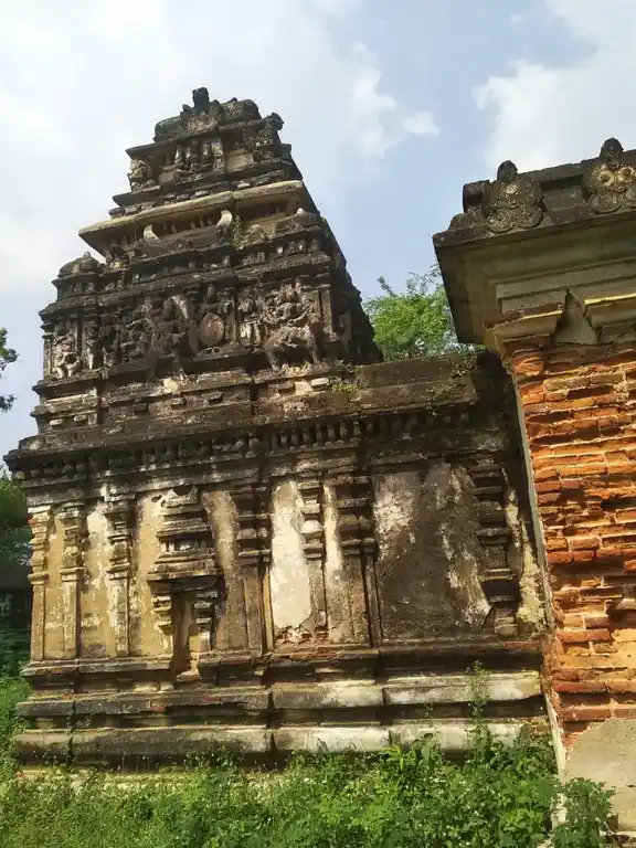Arulmigu Venugopalasamy Temple, Near Street, Rosanagaram - 601201 அருள்மிகு வேணுகோபல்சாமி திருக்கோயில், Near Street - 601201, Tiruvallur - Ancient Temple Architecture and History Image 2