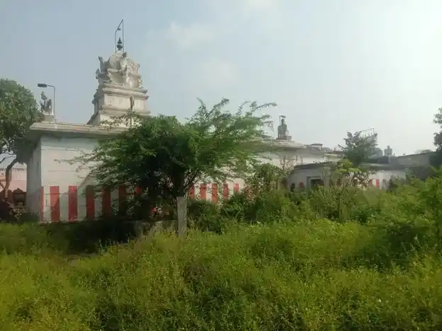 Arulmigu Venugopalasamy Temple, Post Office Opp, Veeranathur - 631303 அருள்மிகு வேணுகோபாலசுவாமி திருக்கோயில், Post Office Opp, Veeranathur - 631303, Tiruvallur - Ancient Temple Architecture and History Image 4